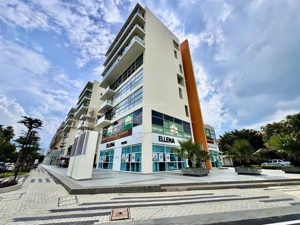 Chính chủ bán căn góc shophouse mặt tiền đường tôn dật tiên giá rẻ thị trường, sẵn hđ thuê đến 2027