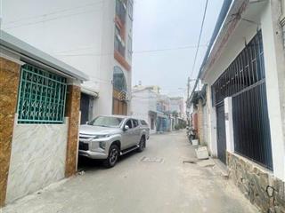 Nhà 4 lầu đúc kiên cố tặng toàn bộ nội thất cao cấp (dt 42m2) đường oto được 4pn 3wc, 6tỷ5 sổ hồng