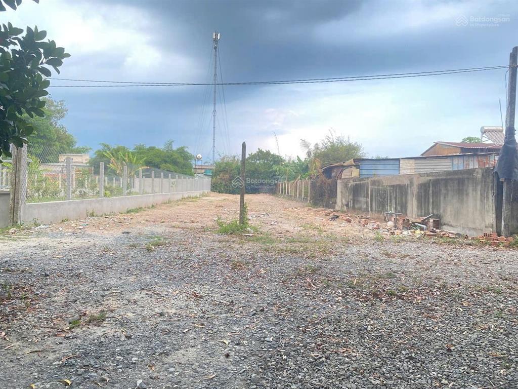 Sổ mới tinh vị trí huỳnh thị hương (143m2) giá 600tr.  0902 850 *** xem trực tiếp tl tốt hơn