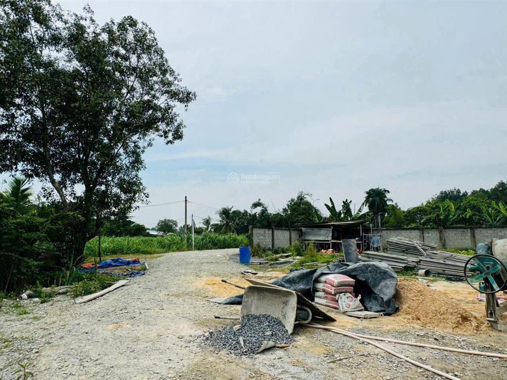Giá 650tr chốt cứng không thương lượng(dt194m full thổ cư) rớt nhựa 60m dt787 hưng thuận trảng bàng
