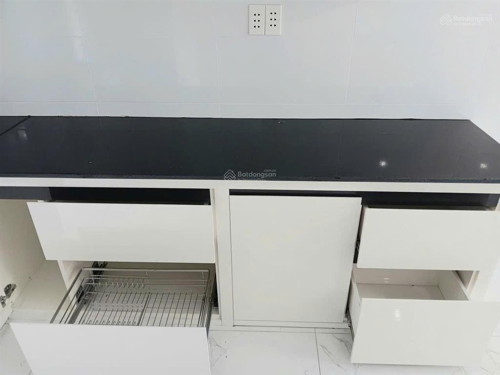 Chủ mất khả năng chi trả ngân hàng. cần ra nhanh căn nhà mặt tiền nguyễn văn khạ (128m) giá 980tr