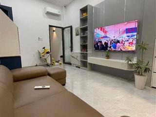 Chủ bán gấp giá mới 8.9 tỷ
.hẻm 6m xe tải thông tứ tung. sổ a4,3 tầng btct  5pn dt 80m2(3,5x24m)