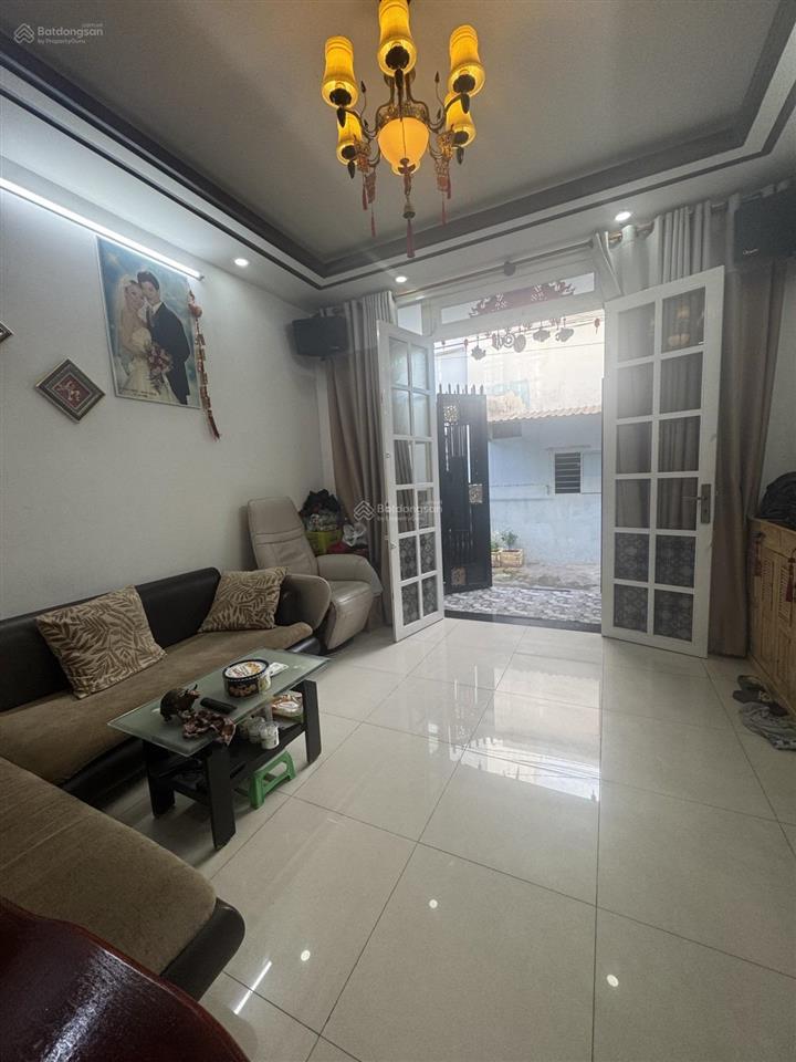 Nhà bình tân  4 tầng btct  4pn, 4wc  giá 5,5tỷ rẻ nhất khu vực