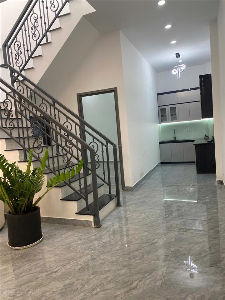 Siêu phẩm tân hòa đông  2 mặt hẻm 6m ô tô.
ngủ nhà  64m2 (5.5x12) 2 tầng  chỉ 6,7 tỷ tl