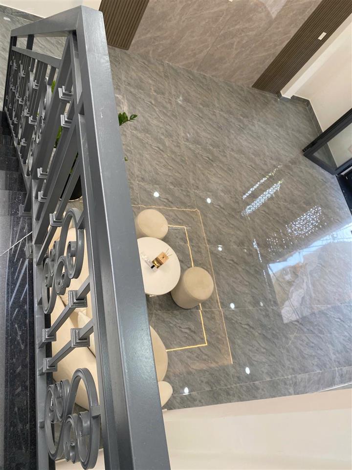 Siêu phẩm tân hòa đông  2 mặt hẻm 6m ô tô.
ngủ nhà  64m2 (5.5x12) 2 tầng  chỉ 6,7 tỷ tl