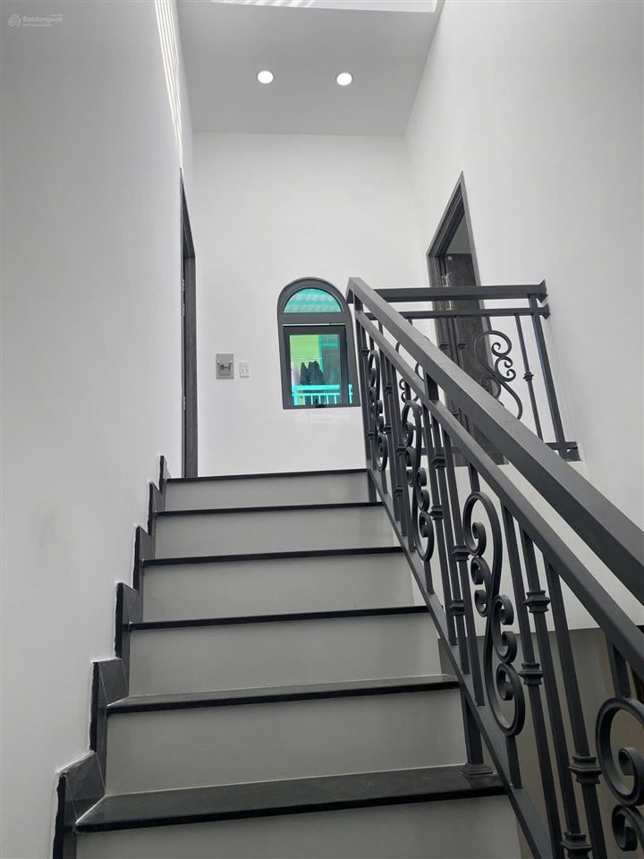 Siêu phẩm tân hòa đông  2 mặt hẻm 6m ô tô.
ngủ nhà  64m2 (5.5x12) 2 tầng  chỉ 6,7 tỷ tl