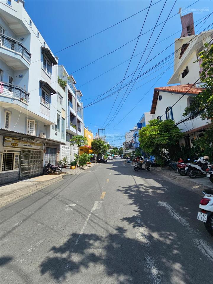 Chính chủ bán nhà mặt tiền 70m2 đường số 3, phường tân kiểng q7.