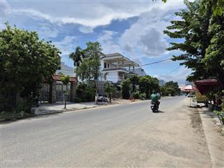 Sụp hầm lô đất 248m2 mặt tiền chính hữu  ngang 11.2m bề thế  cách biển vài bước chân