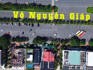 Cần chuyển nhượng tòa căn hộ + spa sát biển dòng tiền 250tr/th