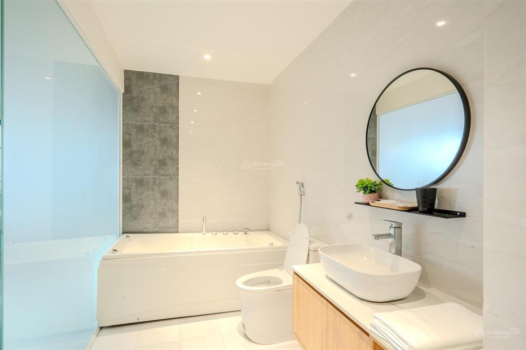 Biệt thự 3 mt biển mỹ khê  8 phòng  view trực diện biển