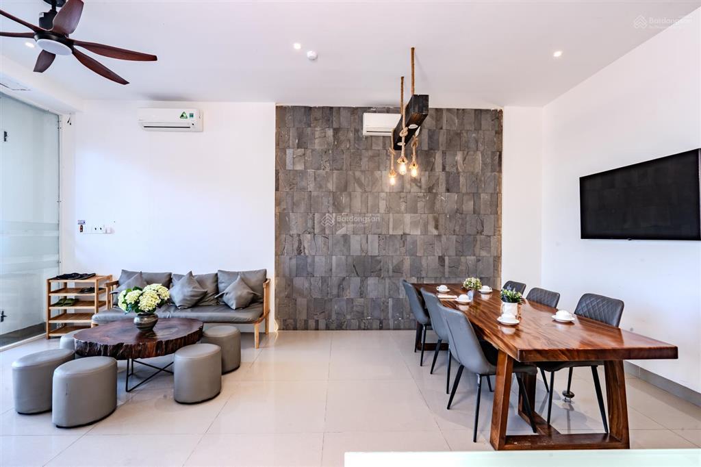 Biệt thự 3 mt biển mỹ khê  8 phòng  view trực diện biển