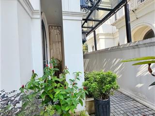 Hot! biệt thự ngọc trai  full nội thất  có thang máy  gần biển hồ  vào ở ngay