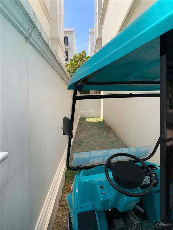 Bán shop 10x18m, lô góc the manhattan (vinhomes grand park), giá 33 tỷ