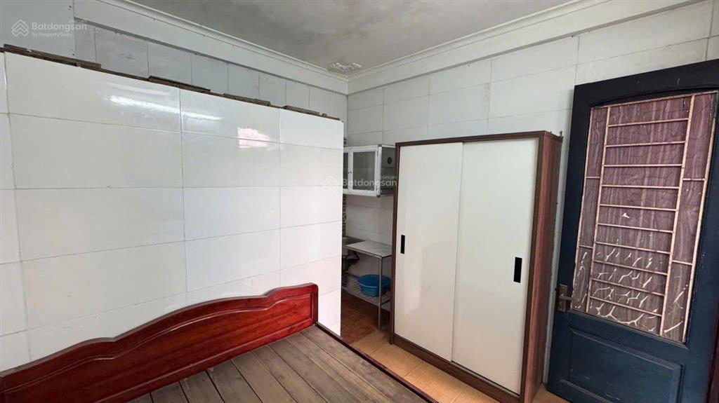Cho thuê trọ 132 đường cầu diễn từ liêm giá chỉ 2,8 triệu/tháng diện tích 18m