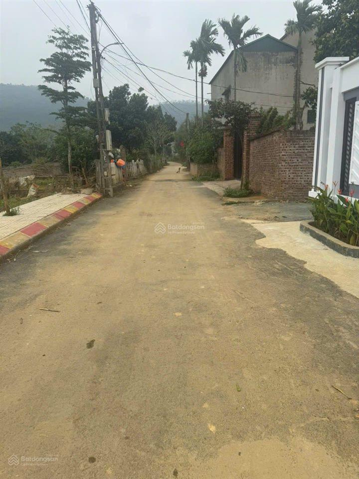 Bán đất lô góc 100m2 tại phú cát, 2,9 tỷ, view đẹp, uy tín chính chủ