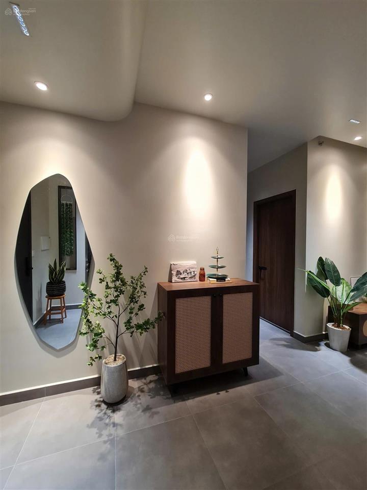 Bán gấp căn hộ celesta rise  nguyễn hữu thọ, 2pn  dt 80m2  giá 6 tỷ 350 bao hết