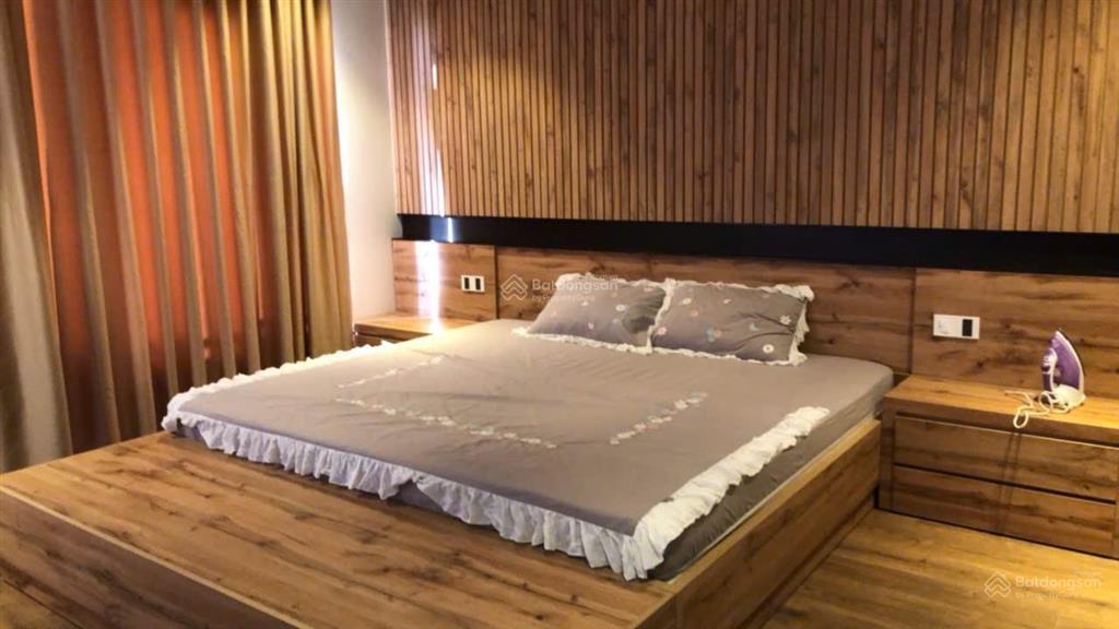 Bán biệt thự nine south trục chính thương mại đường 21, lộ giới 30m full nội thất chỉ 19,5 tỷ