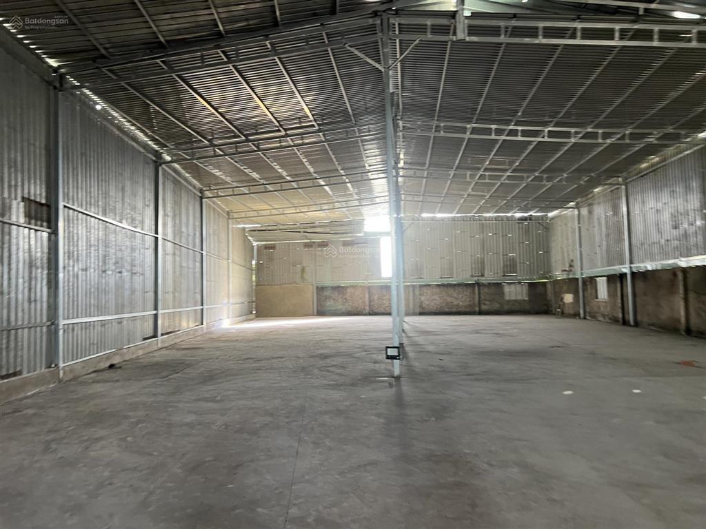 Cho thuê 1000m2 kho xưởng tại cụm cn thiện tân vĩnh cửu đồng nai