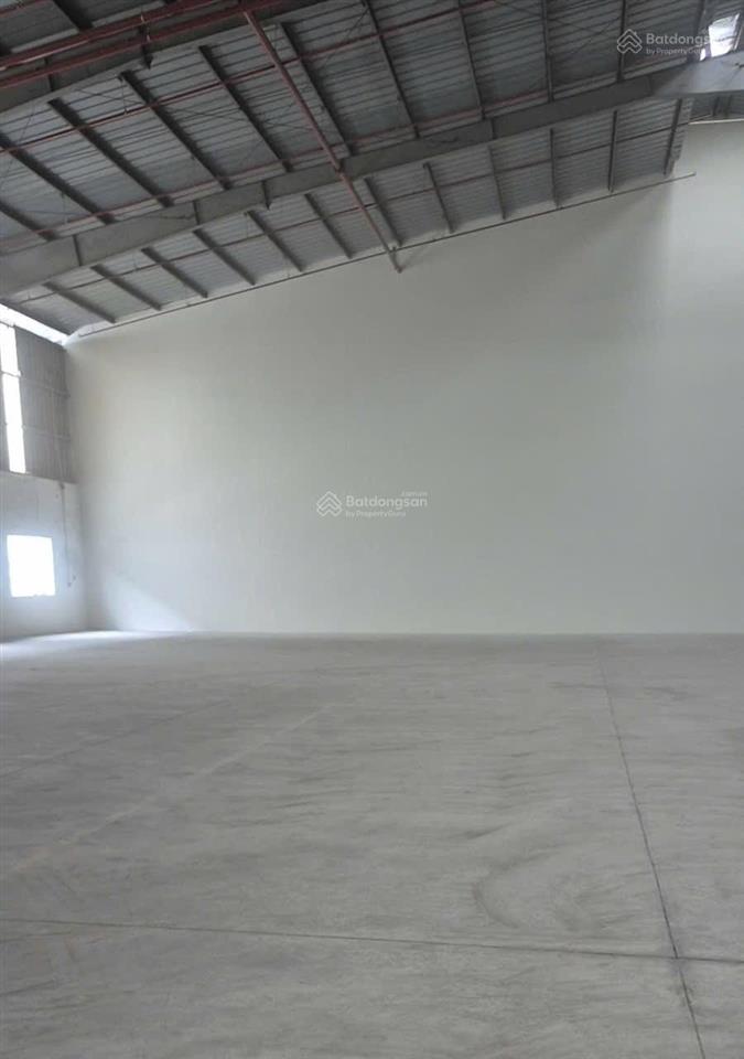 Cho thuê xưởng 1.400m2 trong kcn đồng nai gần quốc lộ 51 giá 4,6usd/1m2