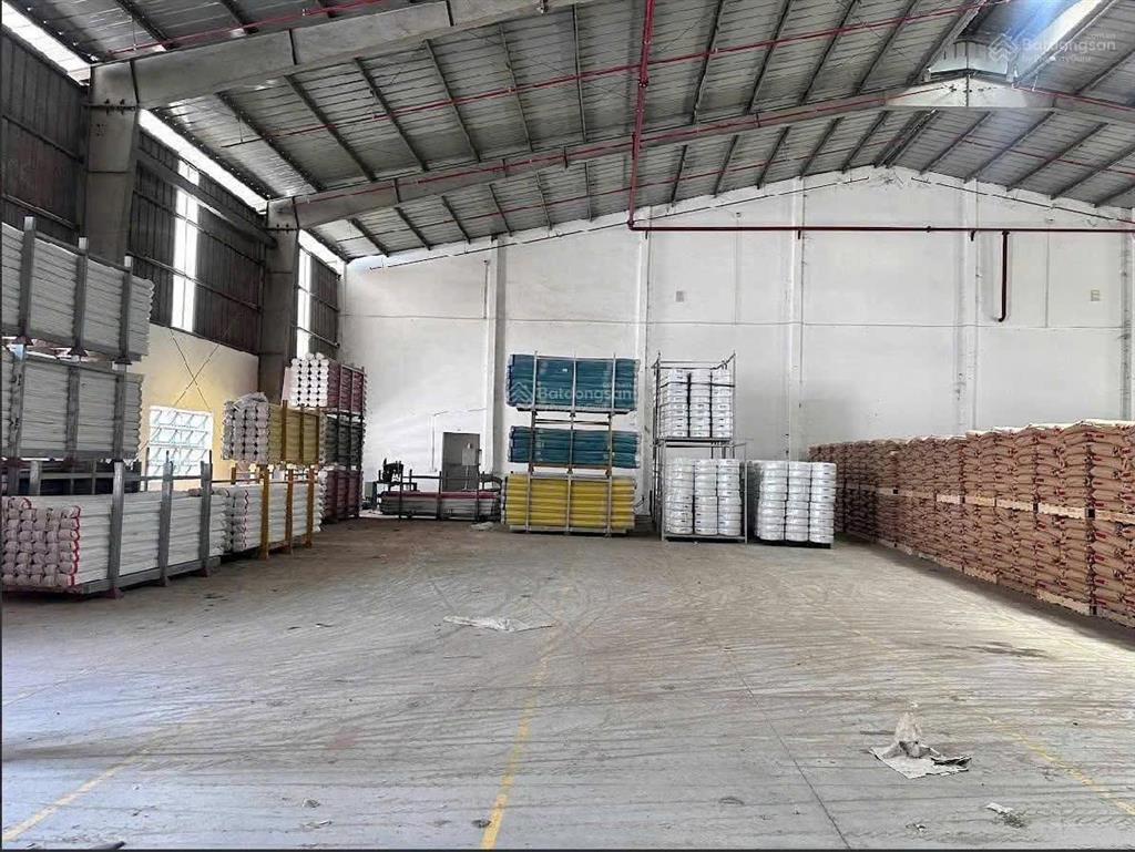 Cho thuê xưởng 1.400m2 trong kcn đồng nai gần quốc lộ 51 giá 4,6usd/1m2