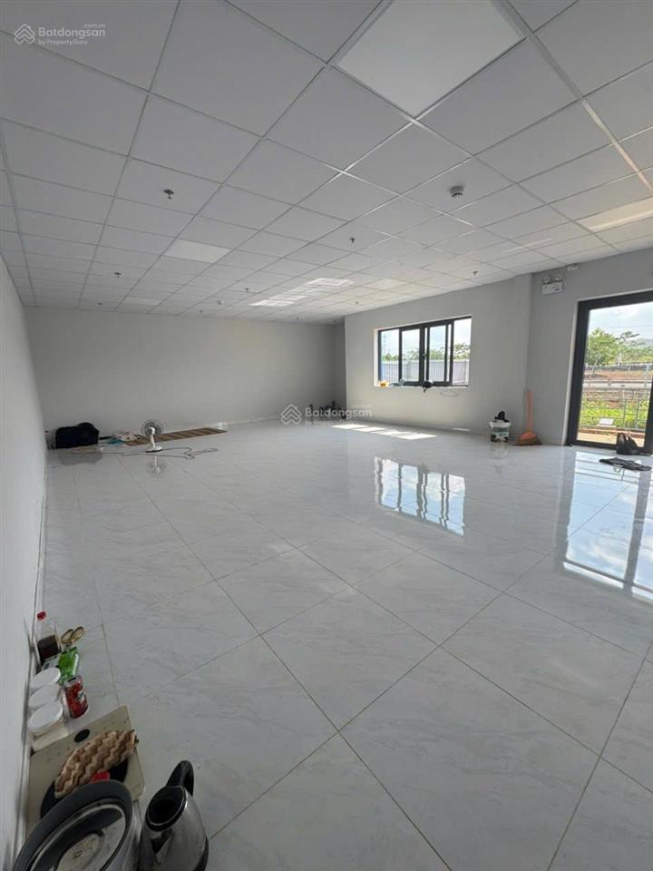 Cho thuê kho mới 2600m2 mới đẹp kcn trảng bom, đồng nai giá 130ngh/m2/th