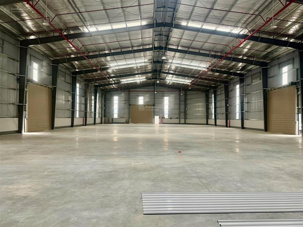 Cho thuê kho mới 2600m2 mới đẹp kcn trảng bom, đồng nai giá 130ngh/m2/th