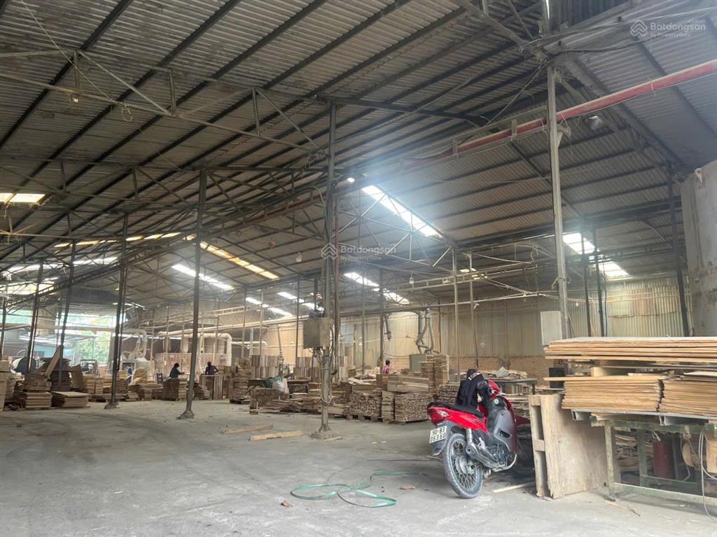 Bán xưởng 2.000m'  cụm cn thiện tân, đồng nai
* giá chỉ 6 tỷ  thương lượng nhẹ