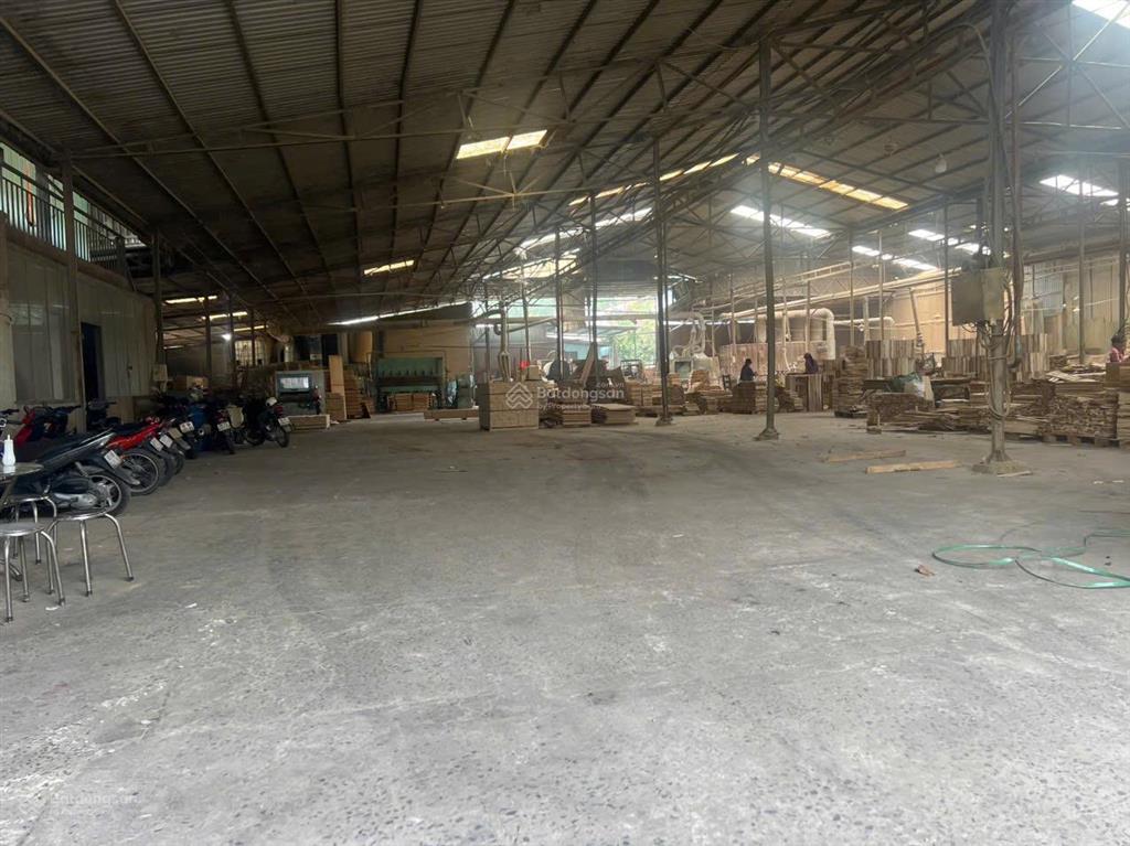 Bán xưởng 2.000m'  cụm cn thiện tân, đồng nai
* giá chỉ 6 tỷ  thương lượng nhẹ