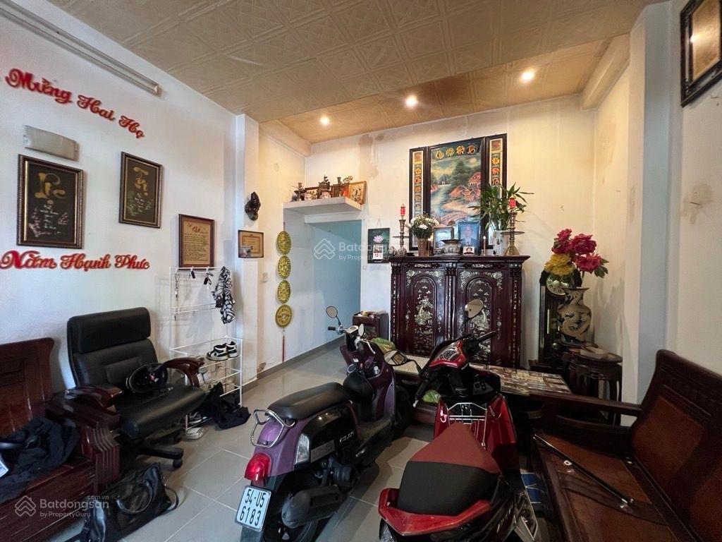 Đất (8 x 17.5m) hẻm oto, quy hoạch lg 6m phù hợp xây chdv đường thích quảng đức  chỉ 90tr/m2