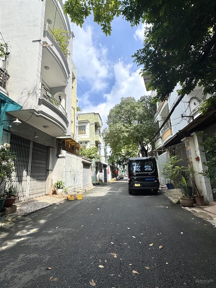 Đất trống (8 x 19) hẻm oto  gpxd (hầm + 6tầng) phù hợp xây biệt thự, chdv