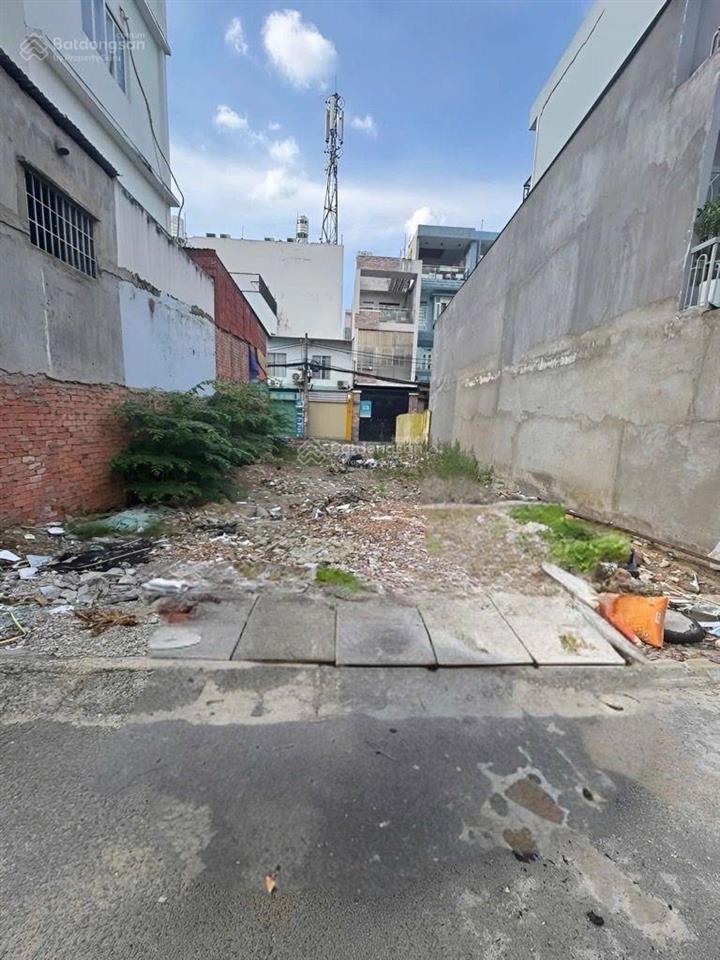 Đất trống (8 x 19) hẻm oto  gpxd (hầm + 6tầng) phù hợp xây biệt thự, chdv