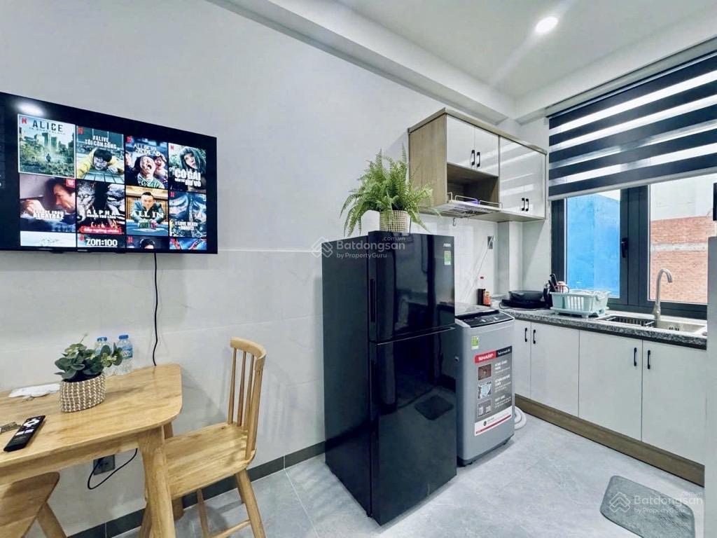Hàng hiếm khu d2, p25  chdv 4 tầng (4 x 15m) hẻm oto. dòng tiền 540tr/năm ngay đại học hutech