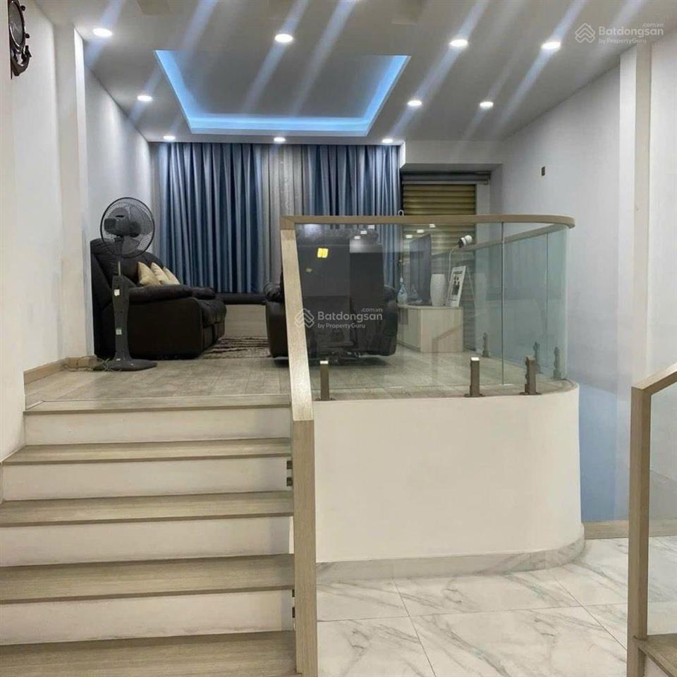 Ngộp giảm từ 15.2 tỷ còn 12.5 tỷ  hẻm 6m, 80m (5 x 16)  4 tầng có gara đỗ oto gần chợ bà chiều