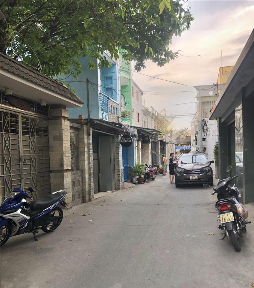 Chdv  4tầng (6 x 21) (11phòng)  hẻm oto 5m. vị trí đẹp  40m thẳng trục ra mặt tiền quang trung