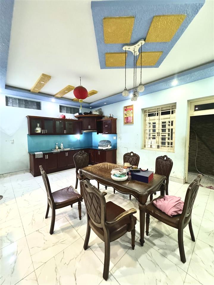 Giảm 1.3 tỷ  nhà 4 tầng (4.2 x 15) nở 6m (5pn) hẻm 4m (chỉ 105tr/m2)