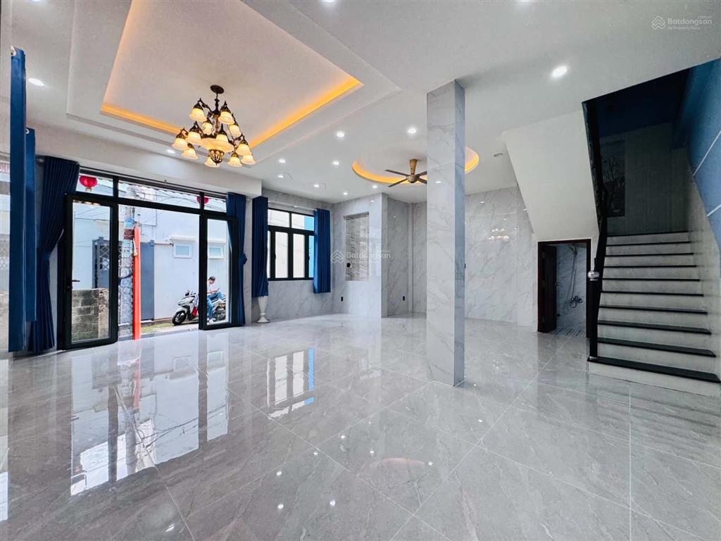 15m ra mặt tiền lê quang định  ngang hiếm gần 7m  4 tầng (5pn)  nhà đẹp ở ngay gần q1