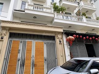 Gấp bán giảm 1 tỷ  nhà đẹp, 4 tầng (4.5 x 15)  hẻm 5m, oto vào nhà  gần rạch xuyên tâm