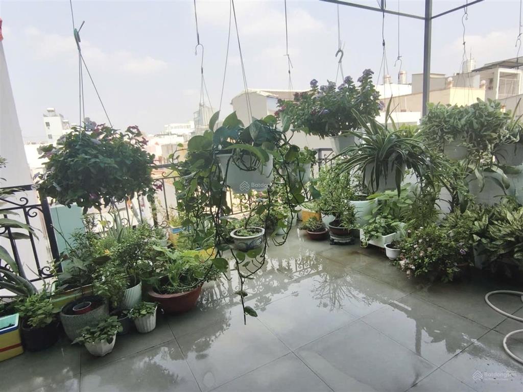 Chdv 5tầng (5.5 x 17) (13 phòng) hẻm oto 5m  dòng tiền gần 1tỷ/năm  gần đh văn lang, hv cán bộ