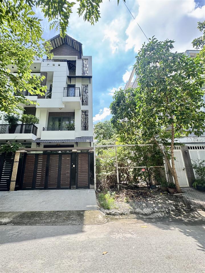 Gần mặt tiền đặng thuỳ trâm  đất trống (5 x 20.4) đường oto 6m  gần rạch xuyên tâm