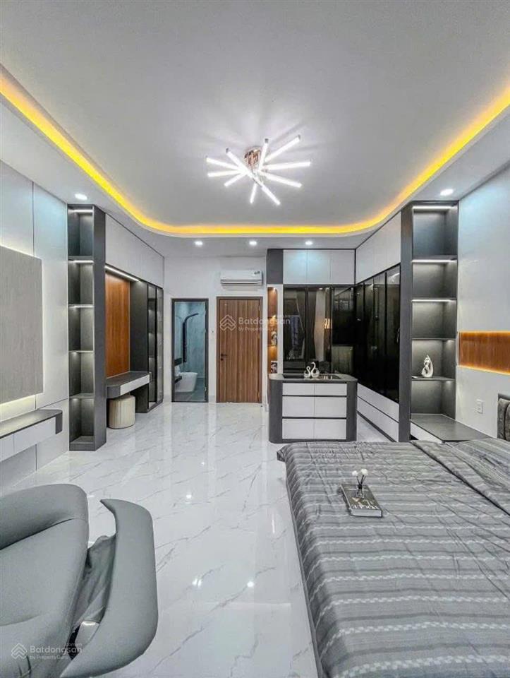 Nhà trung tâm tp. thủ dầu một diện tích 120m² mới xây 2 lầu, 4 phòng ngủ, 4 wc giá hời