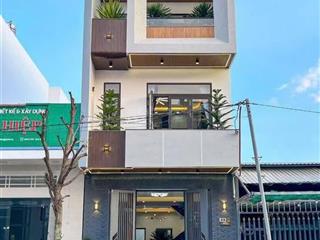 Nhà trung tâm tp. thủ dầu một diện tích 120m2 mới xây 2 lầu, 4 phòng ngủ, 4 wc giá hời