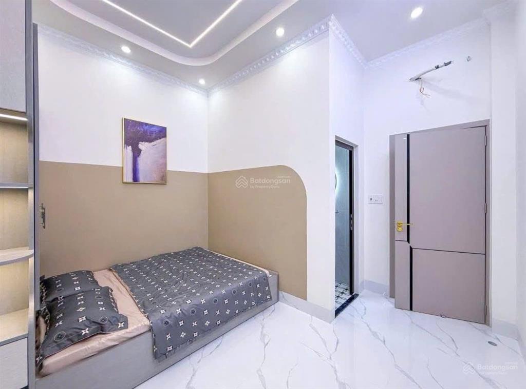 Chủ gửi bán nhà 2 tầng mới xây 3 phòng ngủ 3wc đường lớn, cạnh chợ