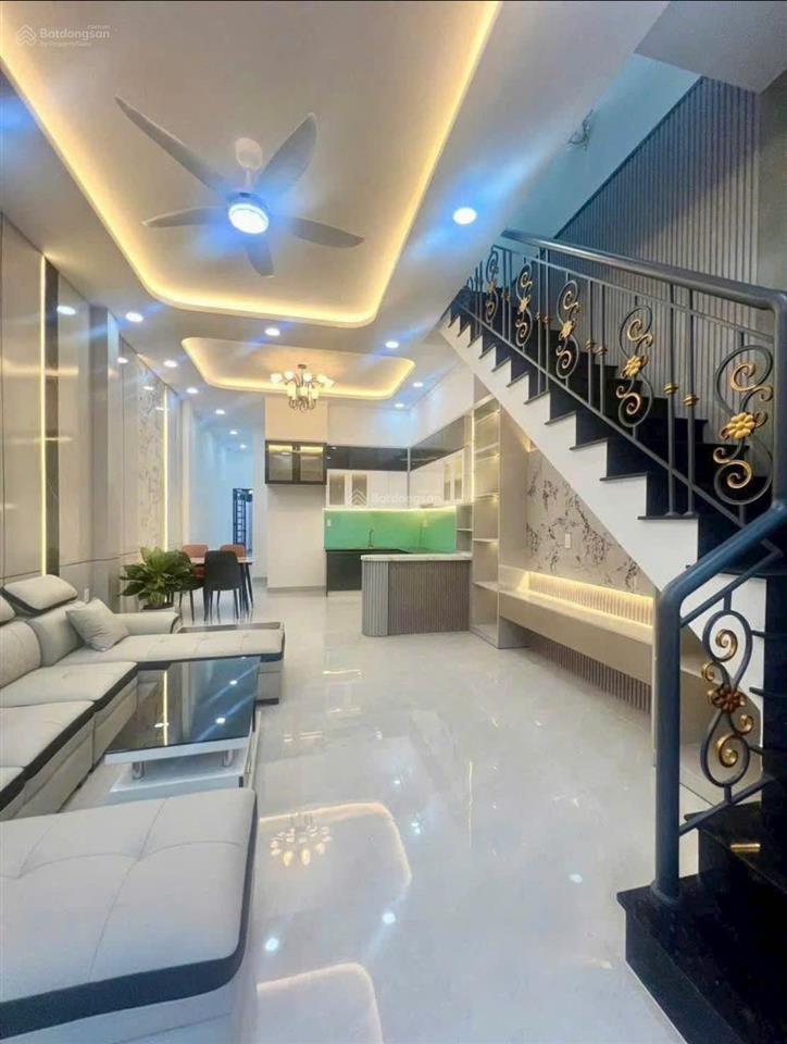 Bán căn nhà mới xây 2 tầng 3 phòng ngủ 3wc trong khu dân cư mới tp. thủ dầu một