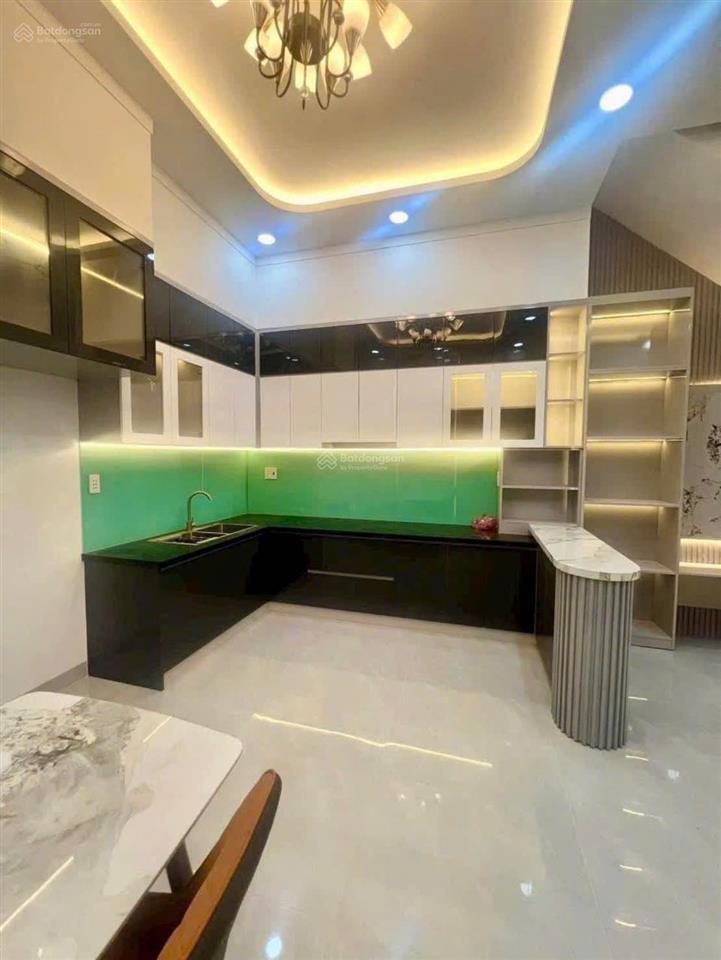 Bán căn nhà mới xây 2 tầng 3 phòng ngủ 3wc trong khu dân cư mới tp. thủ dầu một