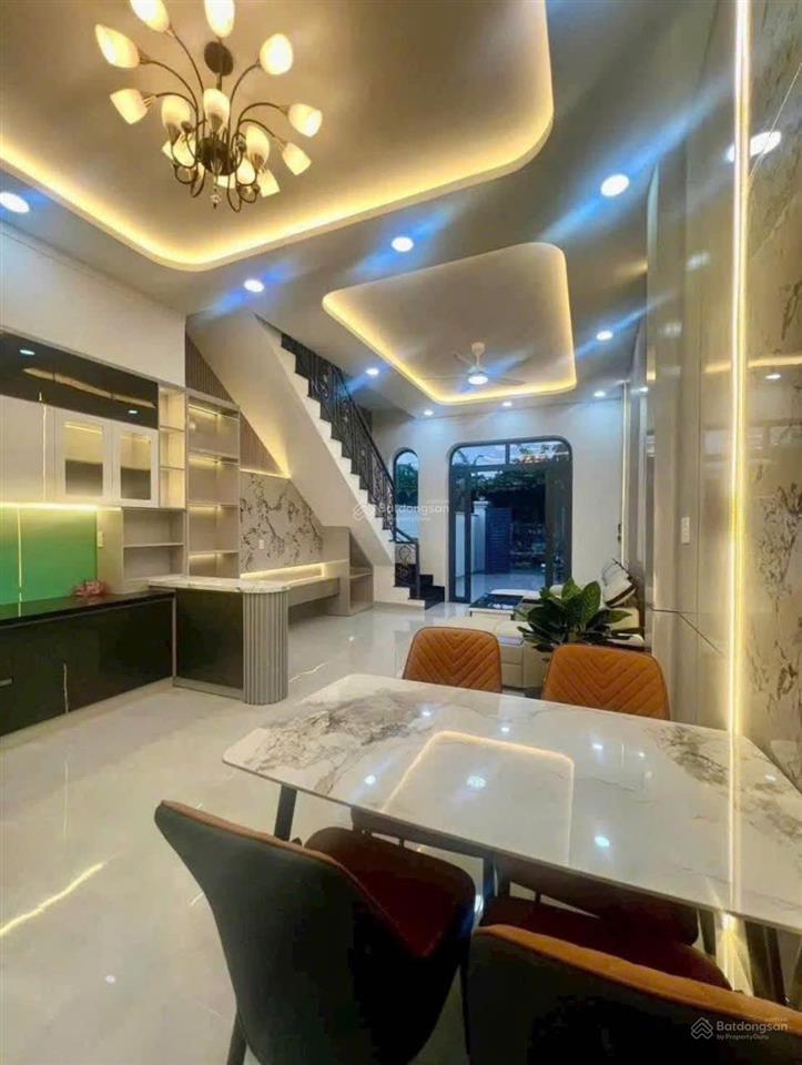 Bán căn nhà mới xây 2 tầng 3 phòng ngủ 3wc trong khu dân cư mới tp. thủ dầu một
