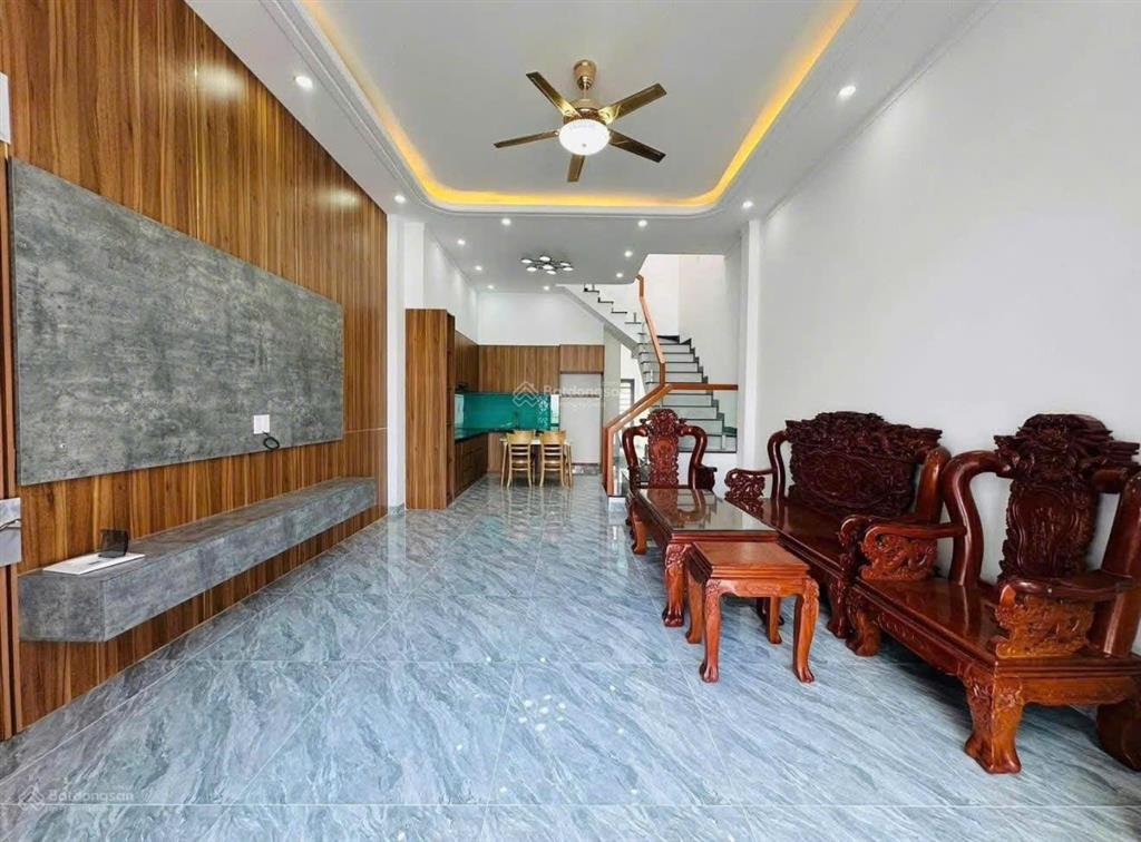 Nhà đẹp p. chánh hiệp  tp. thủ dầu một, 3 phòng ngủ, 3 wc, giá đầu tư