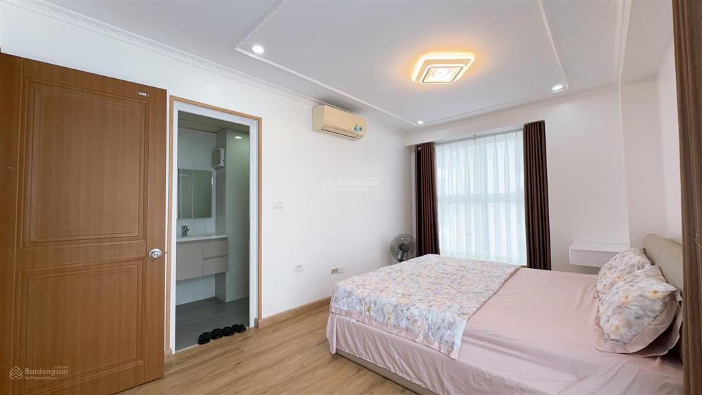Bán cc new life tower, 3,65 tỷ, 102m2, 3pn, 2wc, view biển
