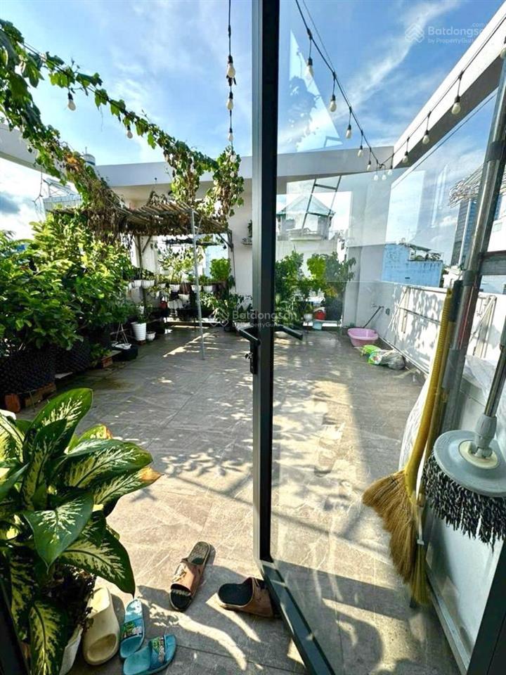 Ngã tư hàng xanh xô viết nghệ tĩnh, bình thạnh tặng full nội thất cao cấp 4tầng btct 50m2 chỉ 7,xtỷ