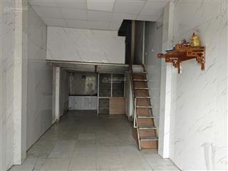 Cho thuê nhà nguyên căn  cách phố vĩnh hưng 50m