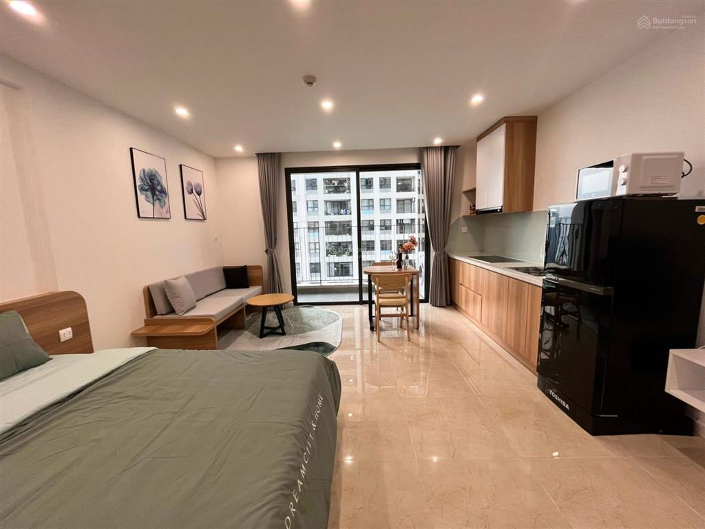 Giá siêu rẻ cho thuê studio full đồ giá 12tr5 đang trống. tại vinhomes dcapitale. l/h 0929 666 ***